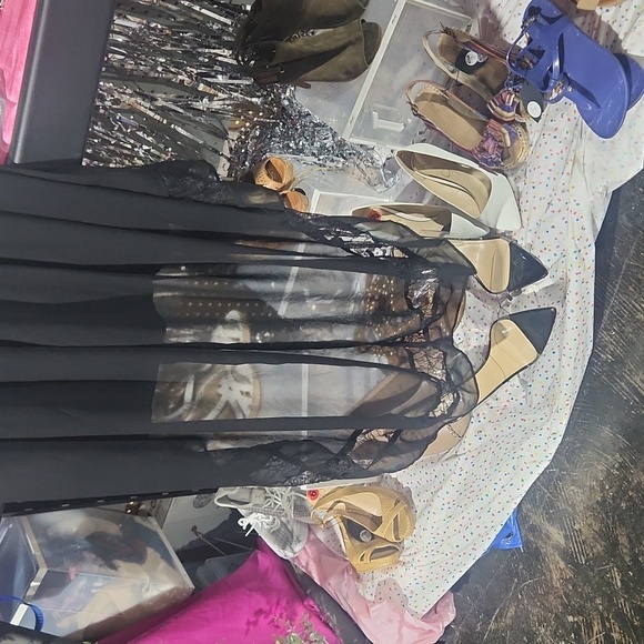 Black High-Low Lace Formal Dress by Forever 21 - Size Medium - Picture 8 of 8